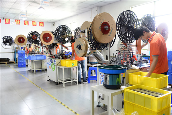 電子連接器生產廠家想客戶所想急客戶所急用實為客戶解決問題「軒業」