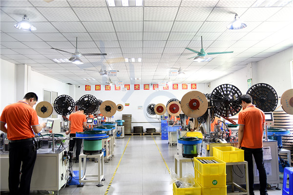 連接器廠家哪家好？批量生產廠價直銷 「軒業」